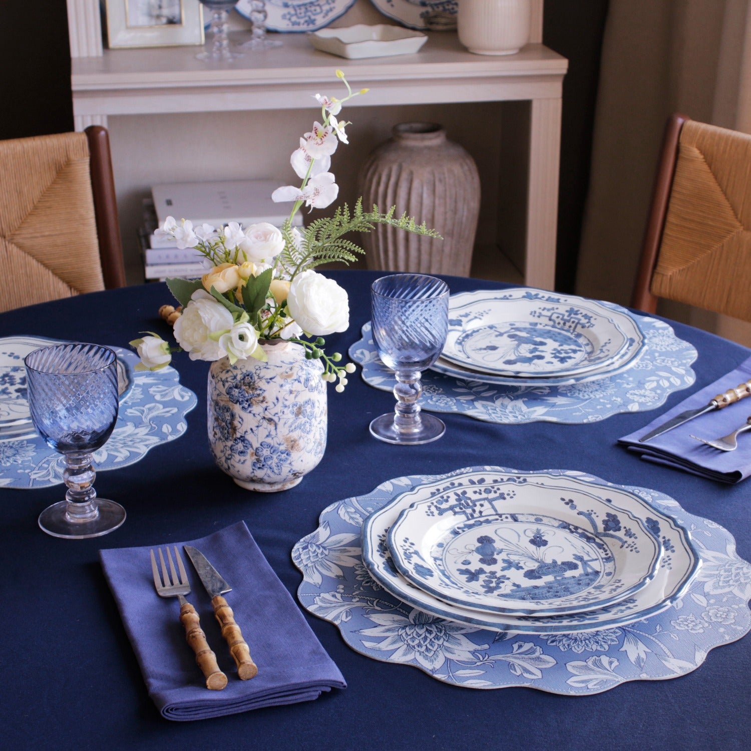 VIDA Faenza 9" Salad Plate Set of 4 (White and Blue)
